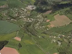 Letecký pohled na obec Bělá