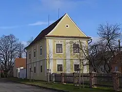 Březí - fara crop.jpg