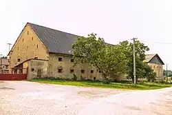 Březovice u Chroustovic stáje u zámku