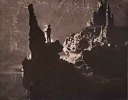 Prostory jeskyně Baradla na snímku Rudolfa Balogha z roku 1932