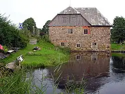 řeka a mlýn u Babrungėnů