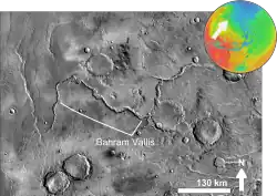 Údolí Bahram Vallis (THEMIS)