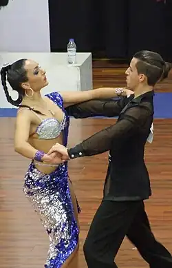 Paso doble na taneční soutěži.