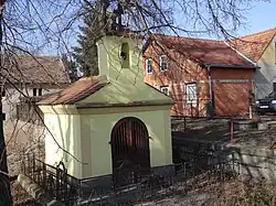 Bakov - kaple na návsi (1).jpg