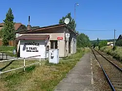 Železniční stanice s pivničkou