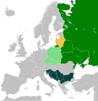 Země, v nichž se hovoří baltskými (žlutá) a slovanskými (odstíny zelené) jazyky.