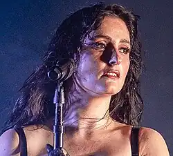 Banks (11. srpna 2022)