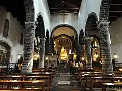 Bazilika sv. Jakuba, vnitřek