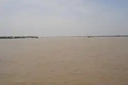 řeka u města Can Tho (jižní Vietnam)