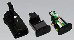 Bateriový grip Canon BG-E3, zásobník pro fotobaterie a baterie AA