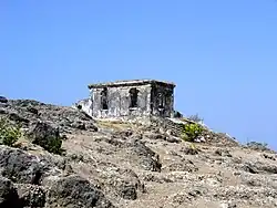 Pozůstatky koloniální budovy