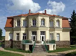Bauerova vila v Libodřicích. Vstup do objektu