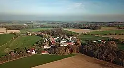 Letecký pohled na Oberuhnu s Niederuhnou v pozadí