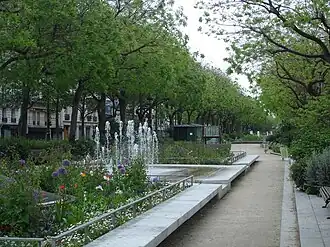 Středový park na bulváru