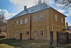 Fara v Bečově nad Teplou