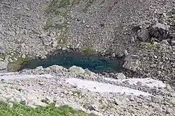 pohled na pleso ze žluté značky na Jahňací štít