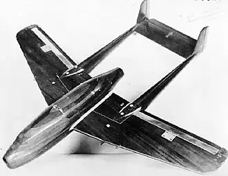 Maketa letounu XP-59 (trochu větší než XP-52; neplést s XP-59A) používaná při testech v aerodynamickém tunelu.