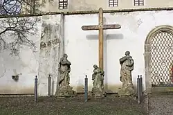 Benešov nad Ploučnicí-sousoší Kalvárie.jpg