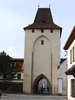 Dolní brána z vnější strany