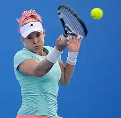 Bethanie Matteková-Sandsová