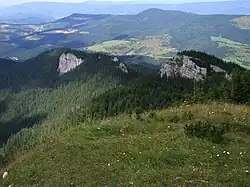 Zleva: Javorina, Malá Biela skala a Biela skala