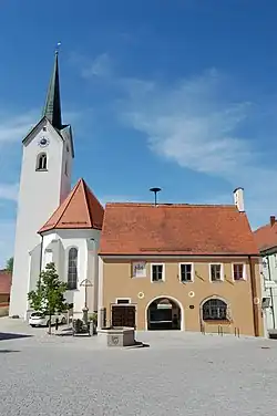 Tržiště a kostel