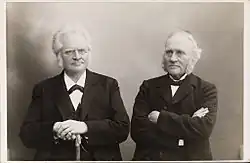 Bjørnstjerne Bjørnson sammen med Olaus Arvesen, 1903