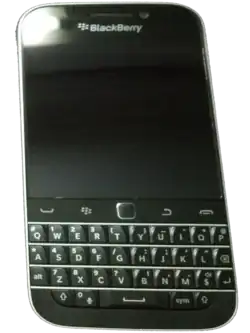 Mobilní telefon značky BlackBerry