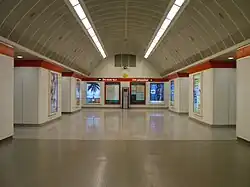 střední loď stanice