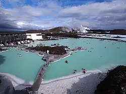 Geotermální lázně Blue Lagoon.