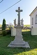 Kříž u kaple