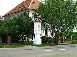 Boží muka na ulici Zelená v Přízřenicích (Q37021598).jpg