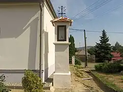 Boží muka ve středu Ivaně (Q37302497) 01.jpg