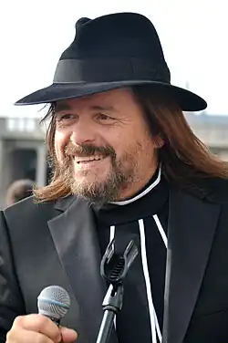 Bohouš Josef v kostýmu z muzikálu Bonnie & Clyde, uváděném v Hudebním divadle Karlín, 2016