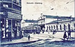 Souprava SZD před bohumínským nádražím (kolem r. 1920)