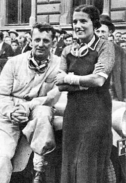 Bohumil Turek a Ela Slavíková před startem 1000 mil československých (1935)