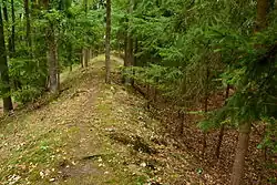 Val na západní straně jádra