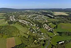 Letecký pohled na Borzavár