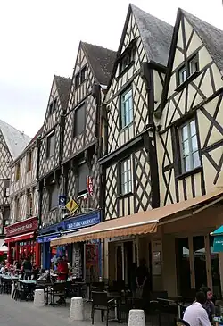 Domy v ulici Jean-Girard