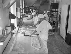 Branderova pekárna, 1930–1940