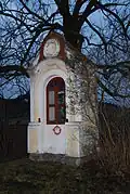 Kaple na okraji vesnice