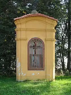 Kaplička Panny Marie (u silnice na Potěhy)