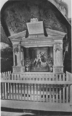 Originální dřevěný oltář (1920)