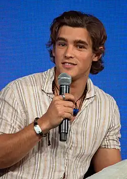 Brenton Thwaites v roce 2014