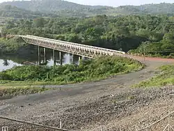 most u přehrady Brokopondo