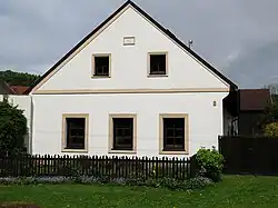 Brloh, usedlost čp.7.jpg