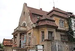 Brno, Žabovřesky, Krondlova 18 (2018-06-17; 03).jpg