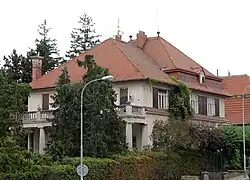 Brno, Žabovřesky, Krondlova 8 (2018-06-17; 01).jpg