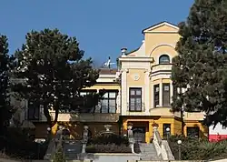 Brno, Pisárky, Veslařská, vila Josefa Weinlicha (2025-03-08; 03).jpg