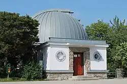 Bývalá univerzitní observatoř na Kraví hoře